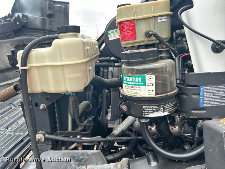 image for item EG1296 2005 GMC C5500 flatbed truck