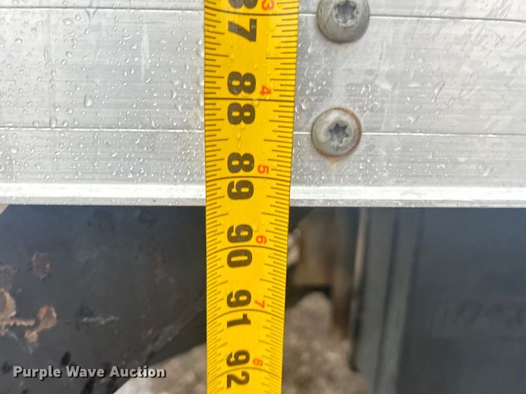 image for item EG1304 2010 Ford E450 box truck