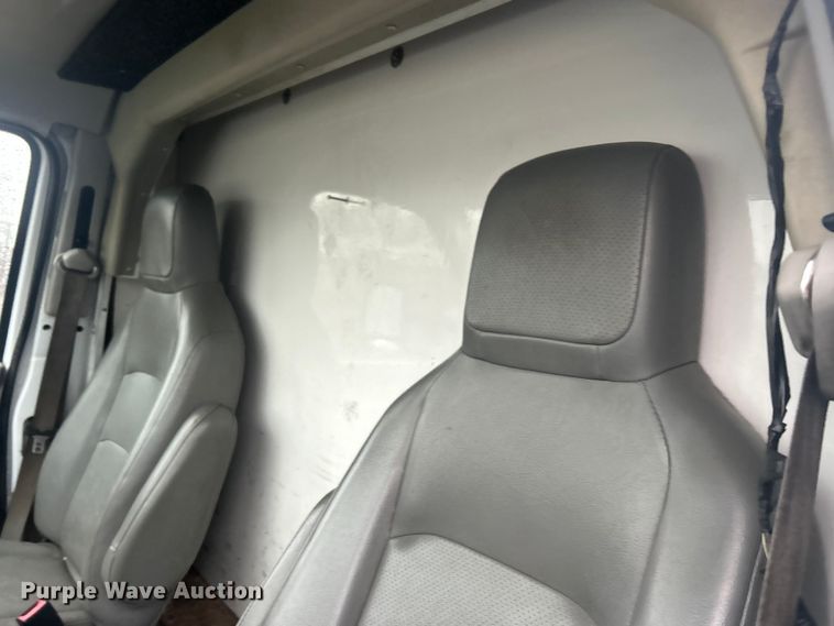 image for item EG1304 2010 Ford E450 box truck