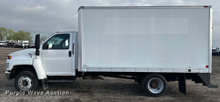 image for item EG1308 2007 Chevrolet  C4500 box truck
