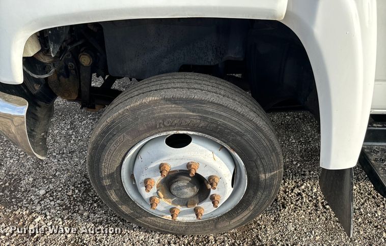 image for item EG1308 2007 Chevrolet  C4500 box truck