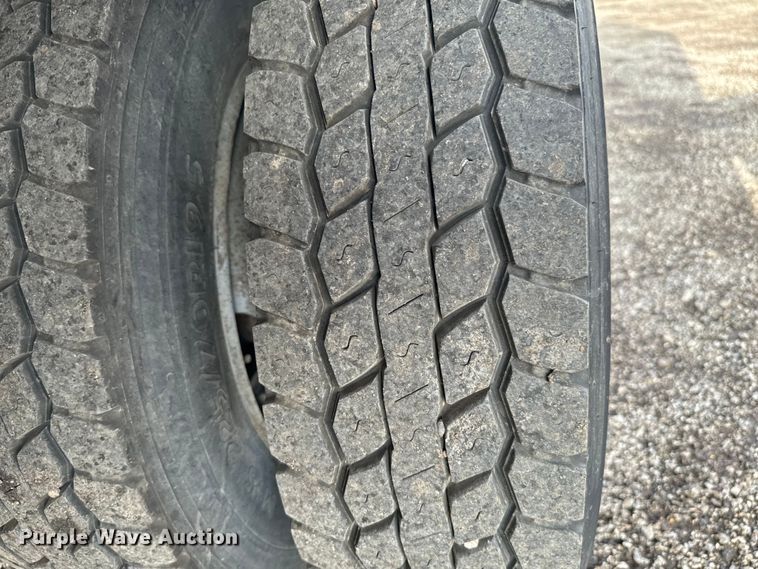 image for item EG1308 2007 Chevrolet  C4500 box truck