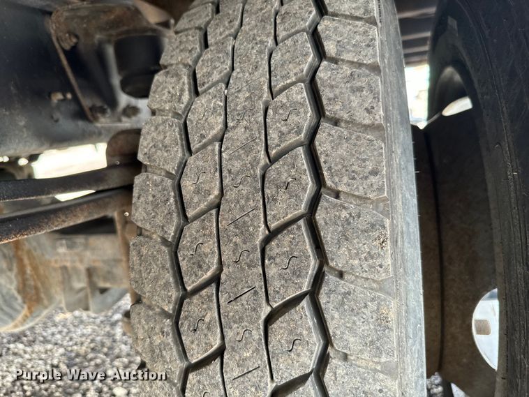 image for item EG1308 2007 Chevrolet  C4500 box truck