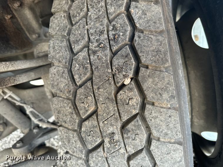 image for item EG1308 2007 Chevrolet  C4500 box truck