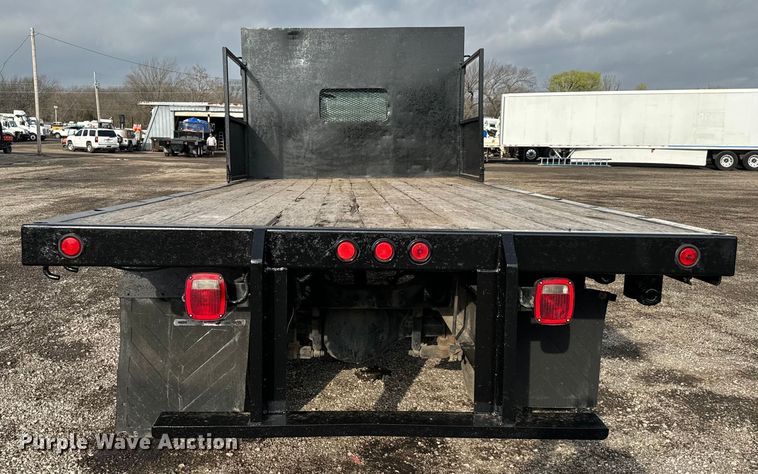 image for item EG1309 2008 Ford F650 Super Duty flatbed truck