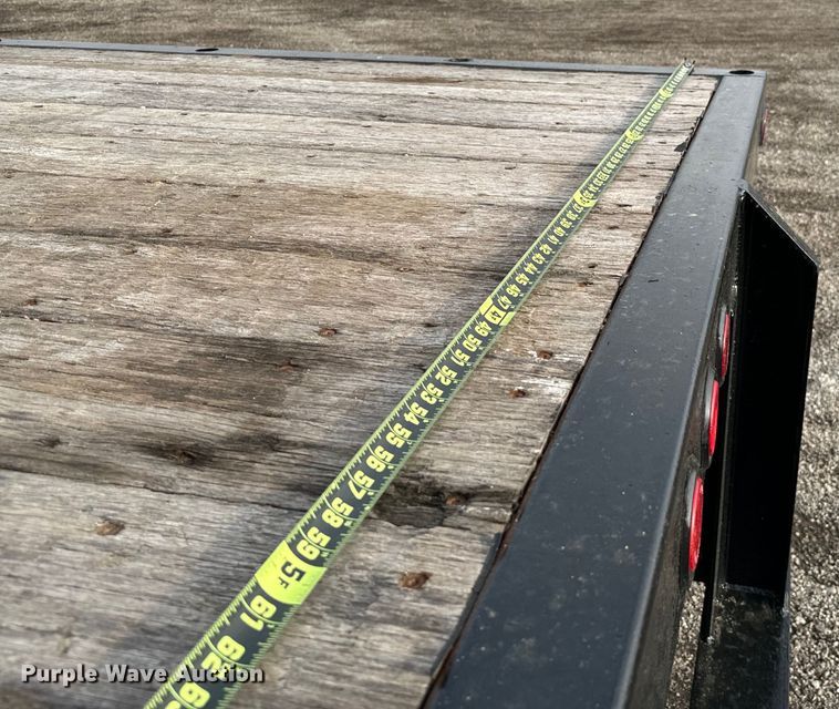 image for item EG1309 2008 Ford F650 Super Duty flatbed truck