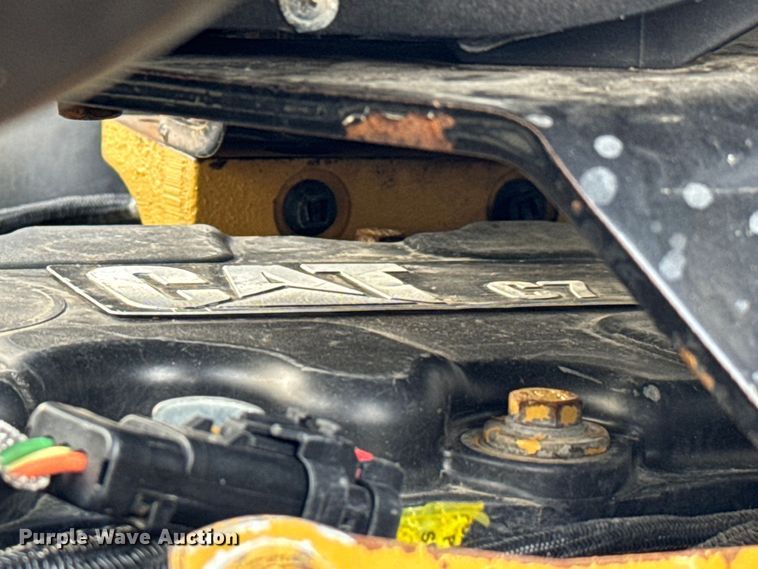 image for item EG1309 2008 Ford F650 Super Duty flatbed truck