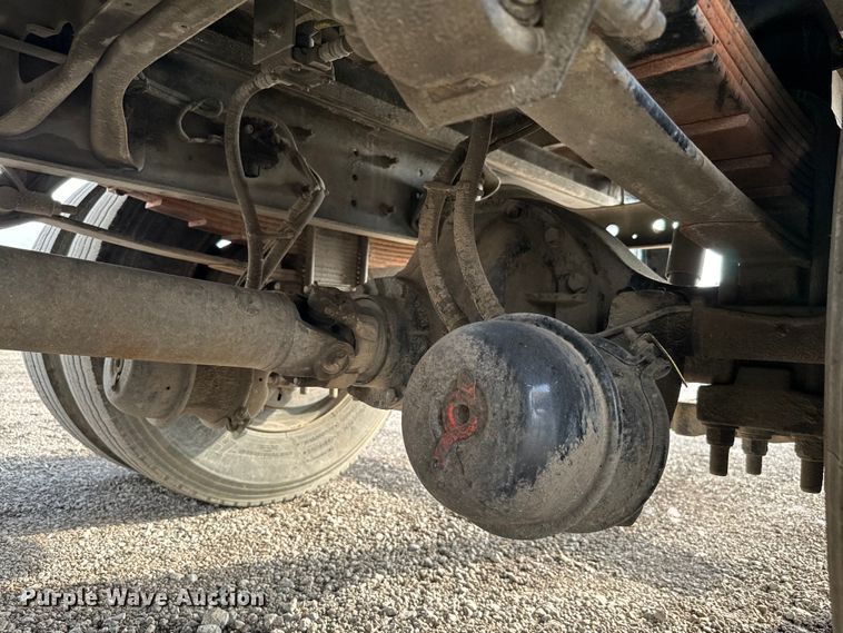 image for item EG1309 2008 Ford F650 Super Duty flatbed truck