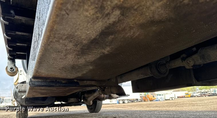 image for item EG1309 2008 Ford F650 Super Duty flatbed truck