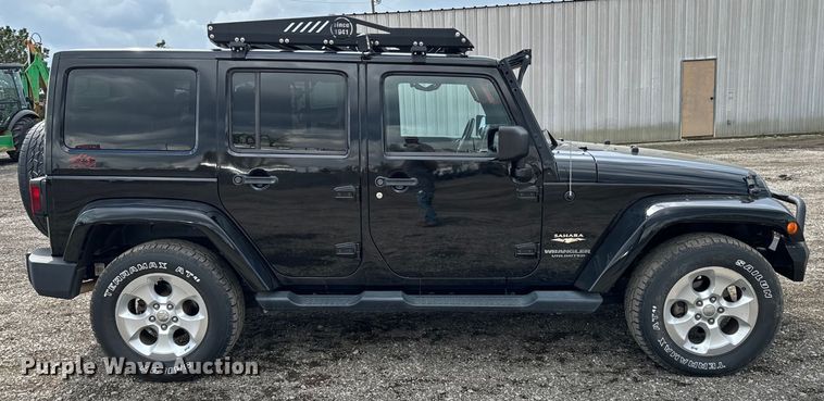 image for item EG1315 2014 Jeep Wrangler Unlimited  SUV