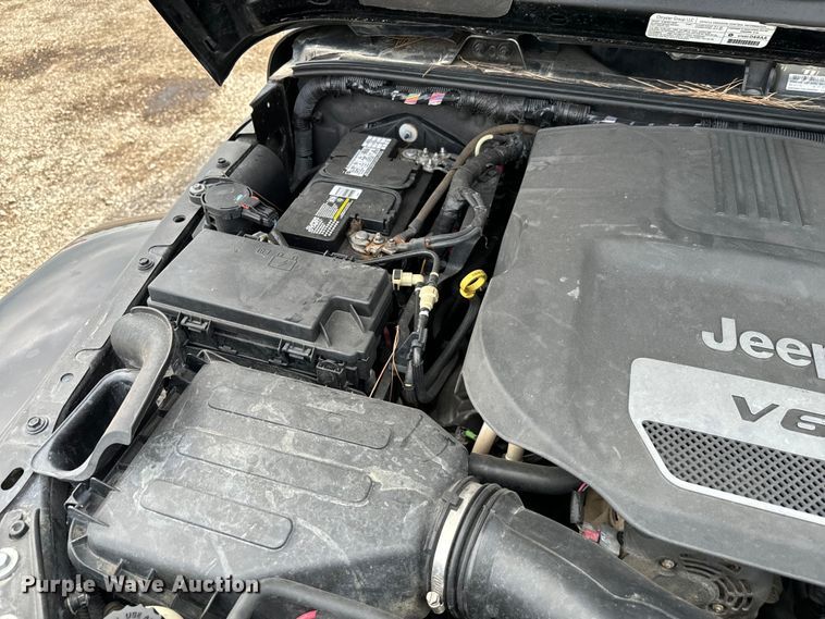 image for item EG1315 2014 Jeep Wrangler Unlimited  SUV