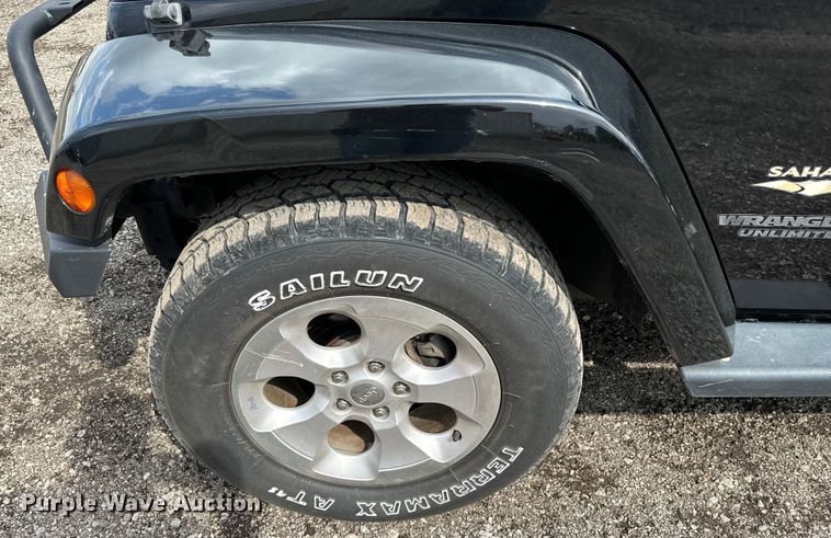 image for item EG1315 2014 Jeep Wrangler Unlimited  SUV