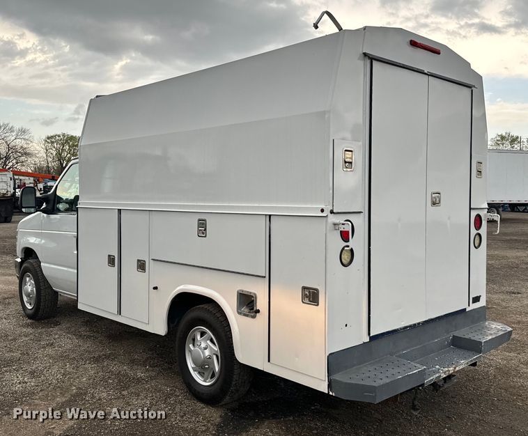 image for item EG1320 2014 Ford E350 Super Duty van