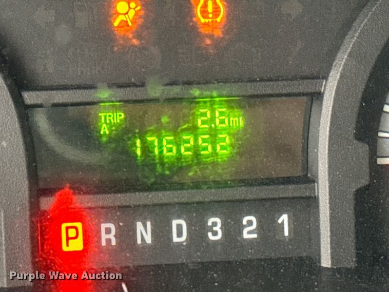 image for item EG1320 2014 Ford E350 Super Duty van