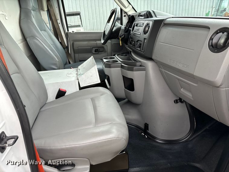 image for item EG1320 2014 Ford E350 Super Duty van