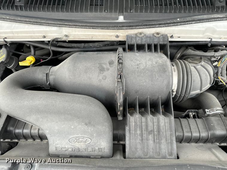 image for item EG1320 2014 Ford E350 Super Duty van