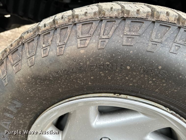 image for item EG1320 2014 Ford E350 Super Duty van