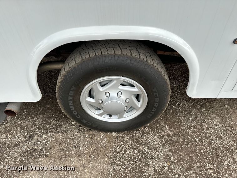 image for item EG1320 2014 Ford E350 Super Duty van