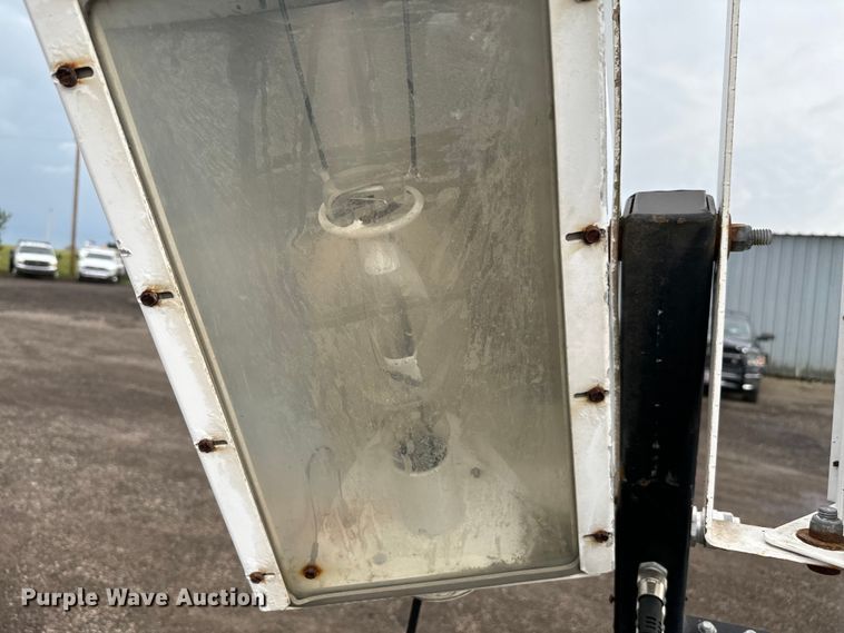 image for item EG1324 Multiquip Nighthawk LT12 light plant