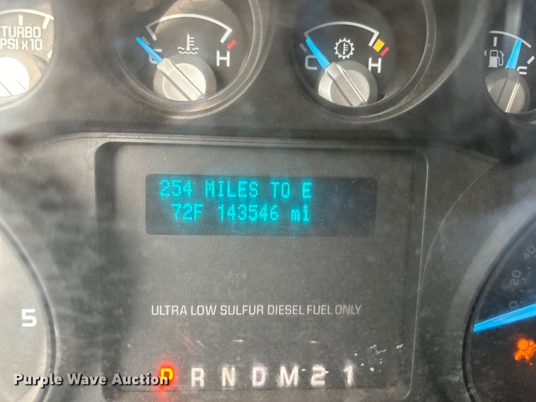 image for item EG1328 2011 Ford F550 Crew Cab flatbed truck