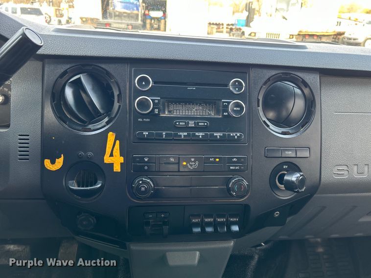 image for item EG1328 2011 Ford F550 Crew Cab flatbed truck