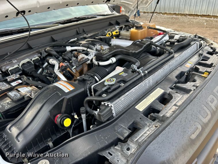 image for item EG1328 2011 Ford F550 Crew Cab flatbed truck