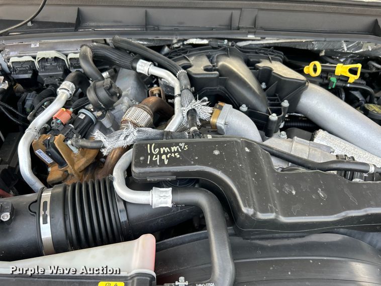 image for item EG1328 2011 Ford F550 Crew Cab flatbed truck