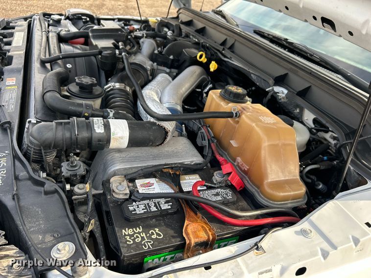 image for item EG1328 2011 Ford F550 Crew Cab flatbed truck