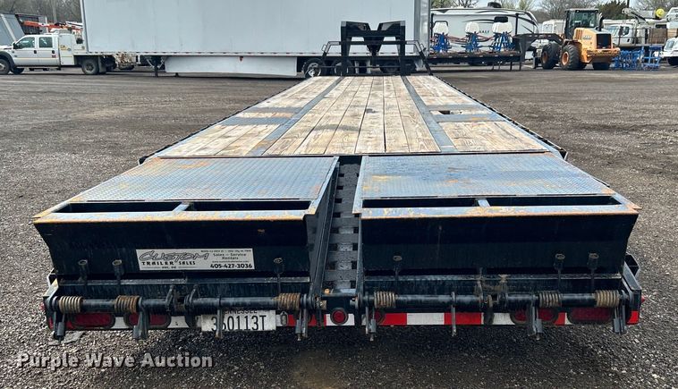 image for item EG1342 2023 Diamond T Trailer Mfg. Co 1024DTF equipment trailer