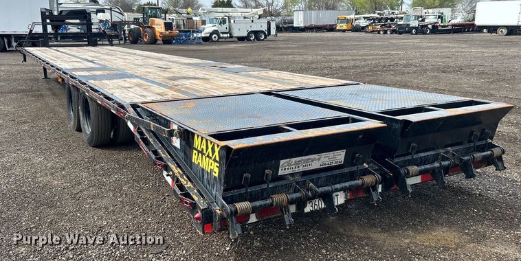 image for item EG1342 2023 Diamond T Trailer Mfg. Co 1024DTF equipment trailer