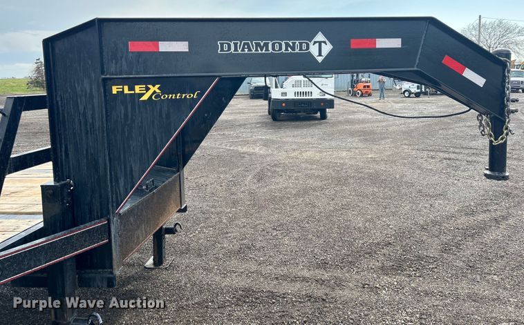 image for item EG1342 2023 Diamond T Trailer Mfg. Co 1024DTF equipment trailer