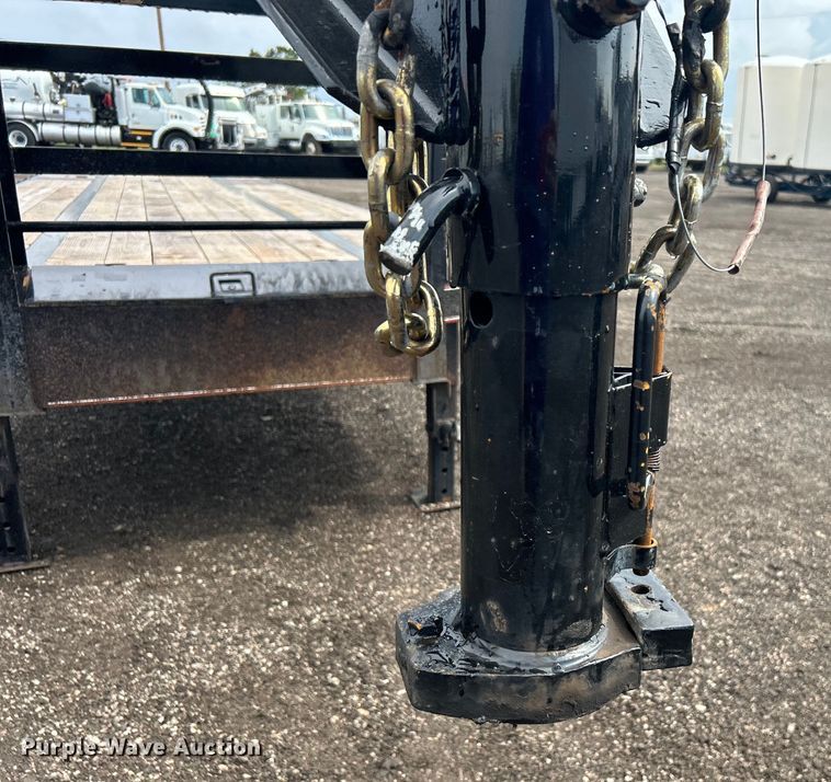 image for item EG1342 2023 Diamond T Trailer Mfg. Co 1024DTF equipment trailer