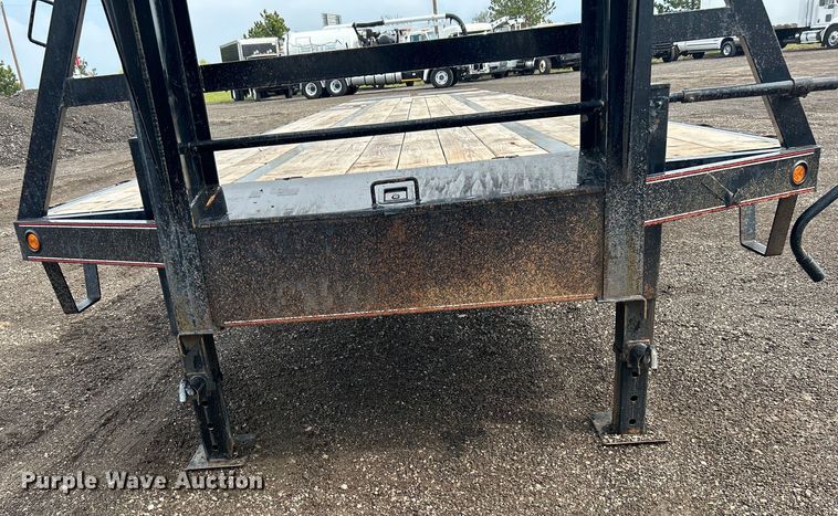 image for item EG1342 2023 Diamond T Trailer Mfg. Co 1024DTF equipment trailer