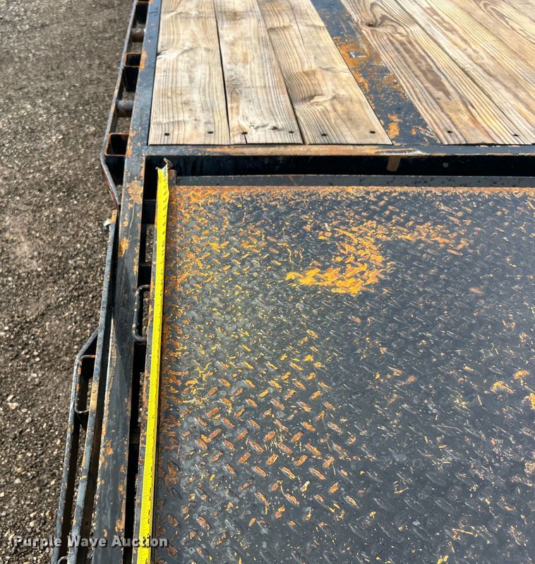 image for item EG1342 2023 Diamond T Trailer Mfg. Co 1024DTF equipment trailer