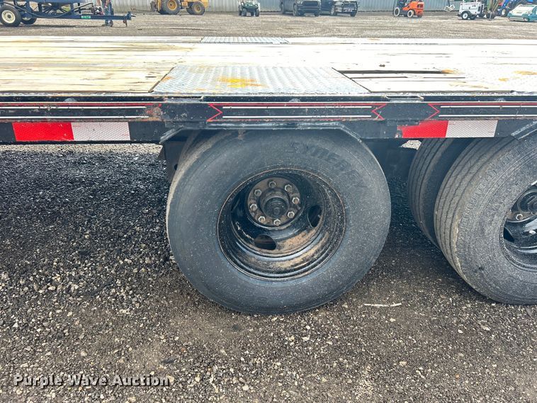 image for item EG1342 2023 Diamond T Trailer Mfg. Co 1024DTF equipment trailer