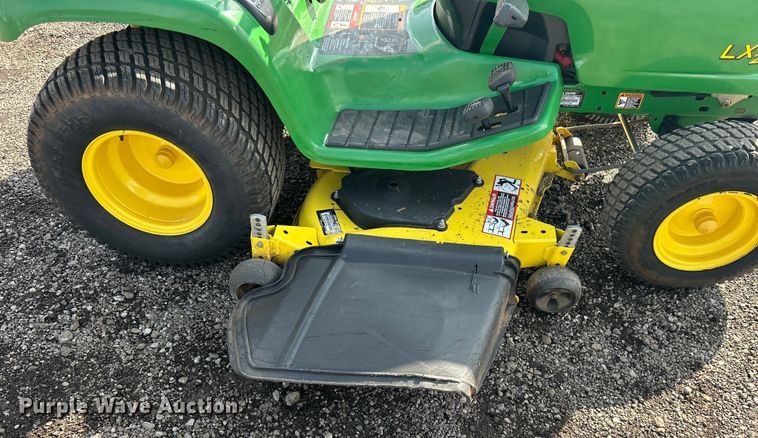 image for item EG1346 John Deere LX280 lawn mower