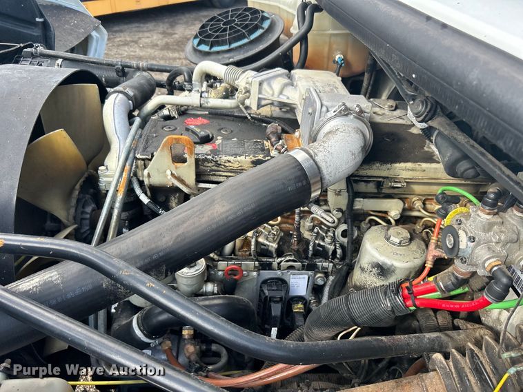 image for item EG1348 2005 Freightliner  Business Class M2 flatbed truck