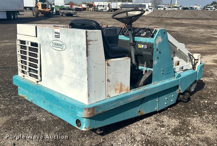 image for item EG1349 Tennant 255 II sweeper