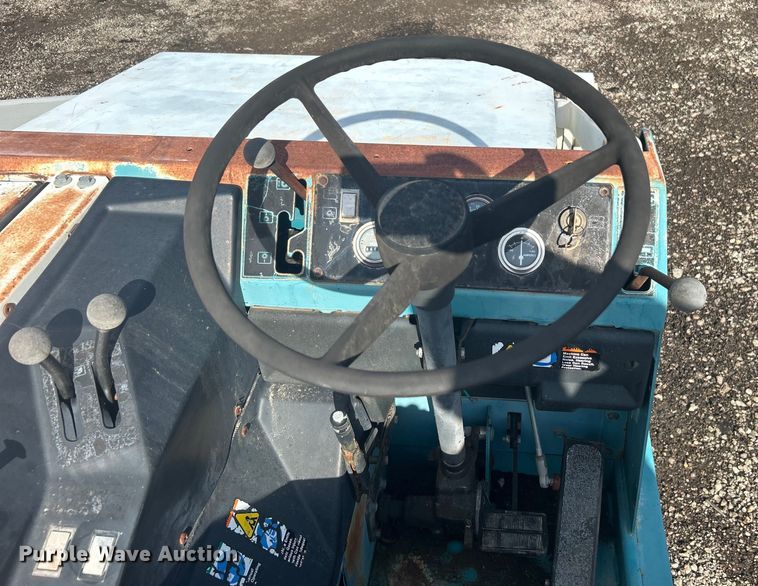 image for item EG1349 Tennant 255 II sweeper