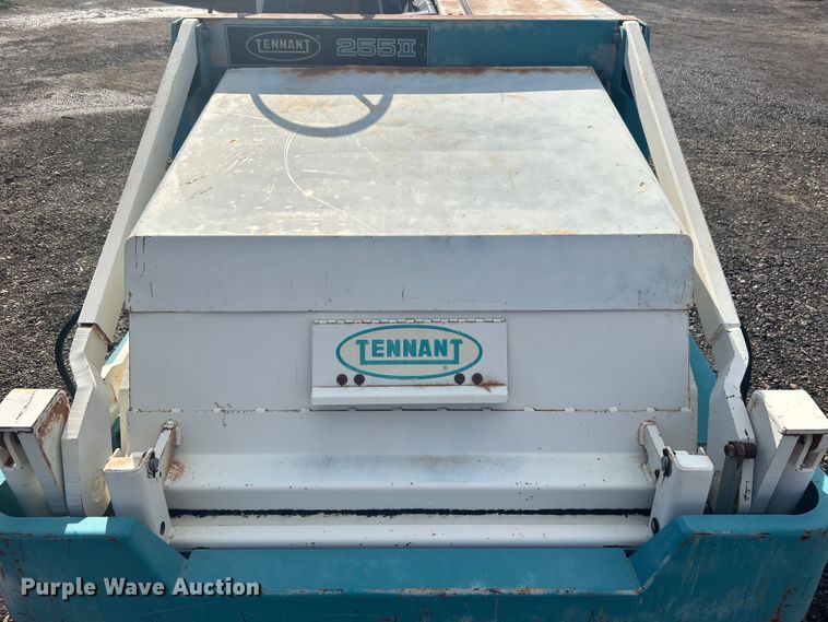 image for item EG1349 Tennant 255 II sweeper