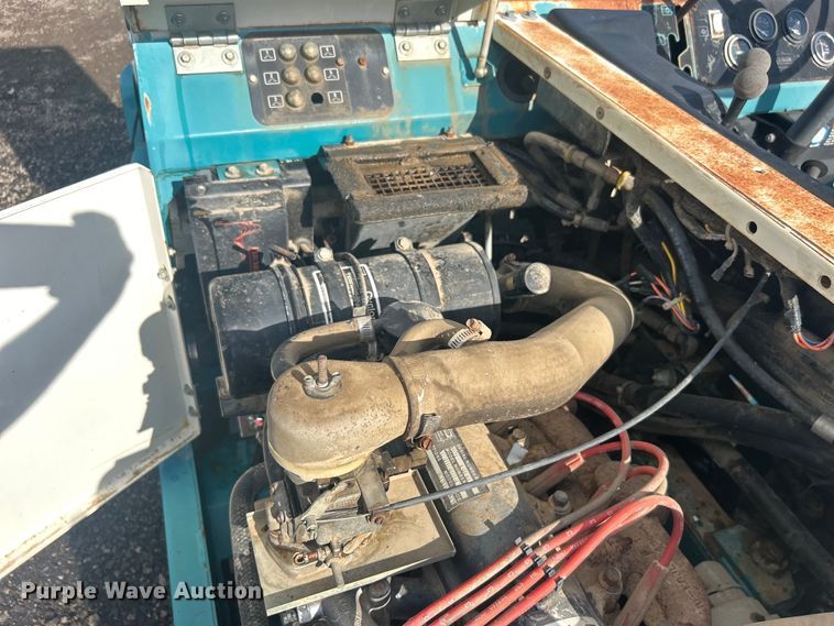 image for item EG1349 Tennant 255 II sweeper