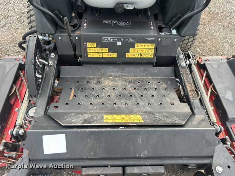 image for item EG1351 2016 Toro Groundmaster 7210 ZTR lawn mower