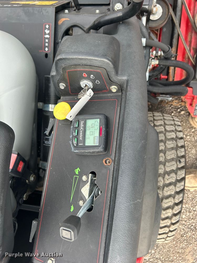 image for item EG1351 2016 Toro Groundmaster 7210 ZTR lawn mower