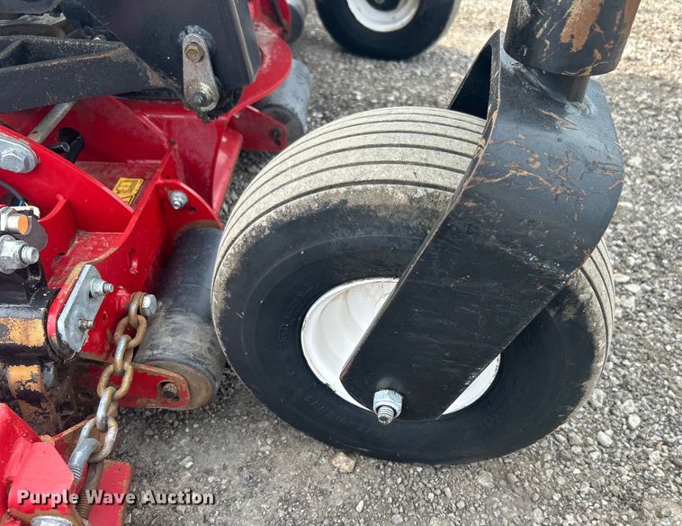 image for item EG1351 2016 Toro Groundmaster 7210 ZTR lawn mower