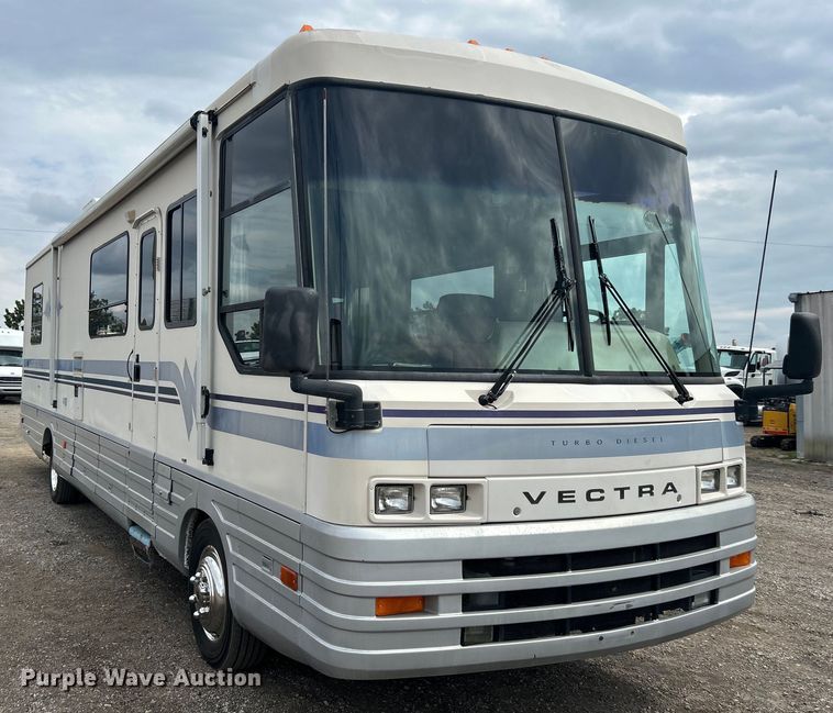 image for item EG1364 1994 Winnebago Vectra RV