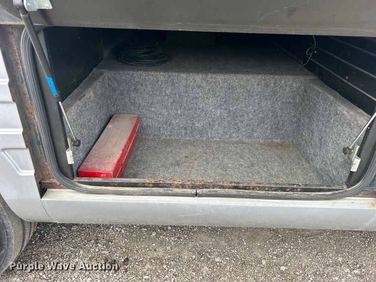 image for item EG1364 1994 Winnebago Vectra RV