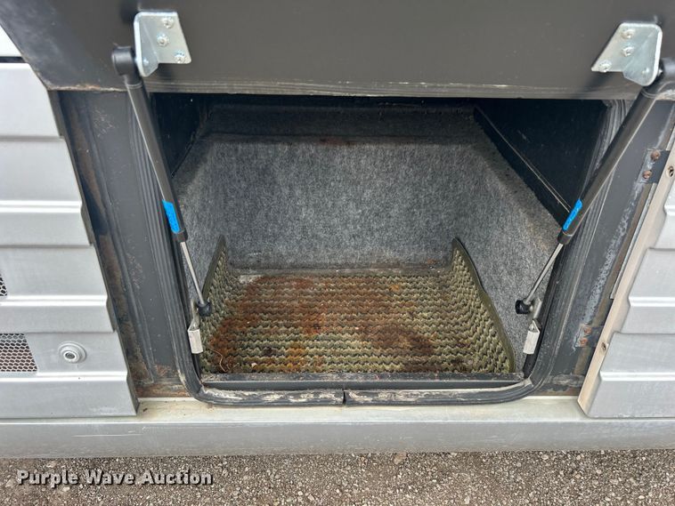 image for item EG1364 1994 Winnebago Vectra RV