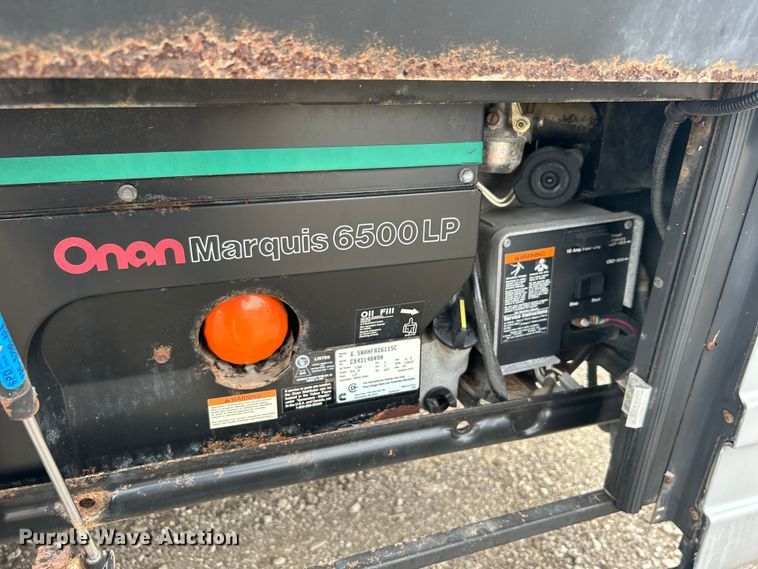 image for item EG1364 1994 Winnebago Vectra RV