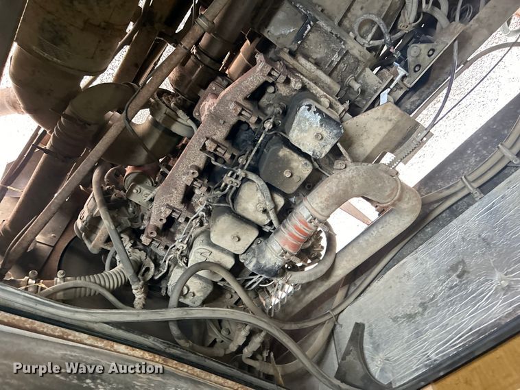 image for item EG1364 1994 Winnebago Vectra RV