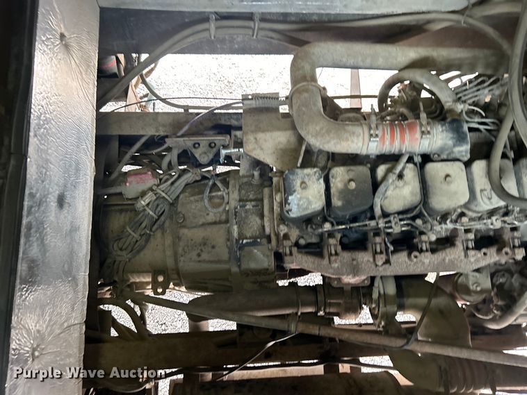 image for item EG1364 1994 Winnebago Vectra RV